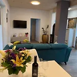 Modernes Am Mit Garten