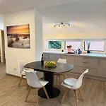 Appartement Modernes Am Mit Garten Wiefelstede