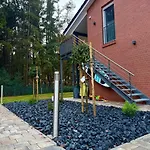 Modernes Am Mit Garten דירה Wiefelstede