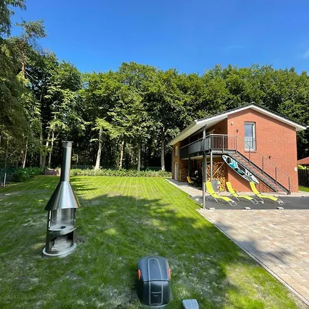 Modernes Am Mit Garten Wiefelstede