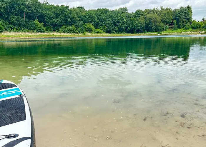 Modernes Haus Am See, Gavner Im Seepark Lehe 公寓